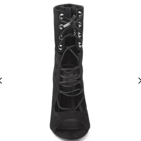 Kendall + Kylie Women's Ella Suede Lace Strappy Front Heeled Sandals Black 7.5 - Picture 3 of 15